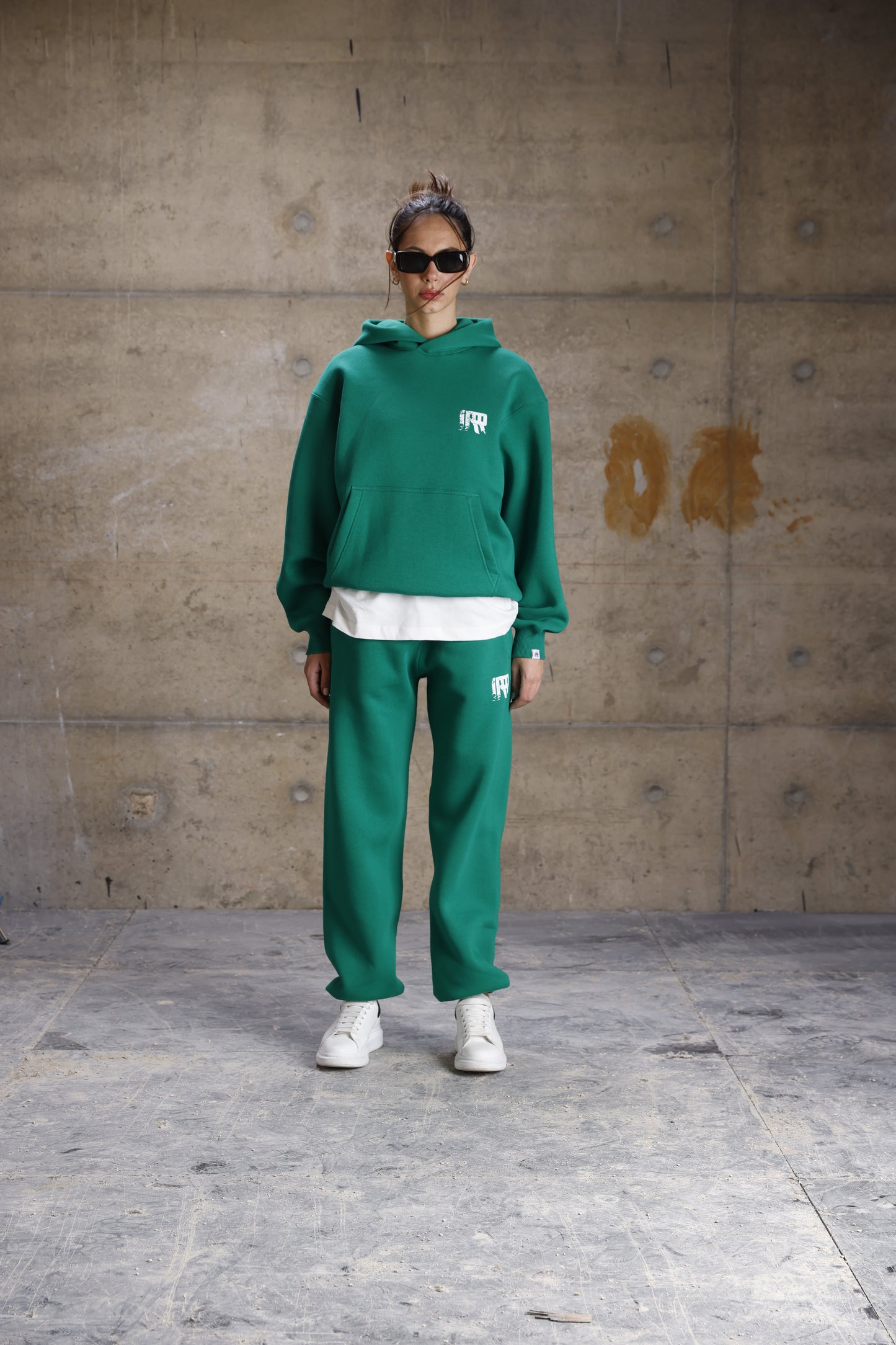 Irrelevant tracksuit