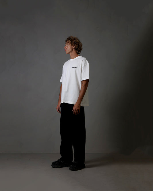 Basic irrelevant t-shirt